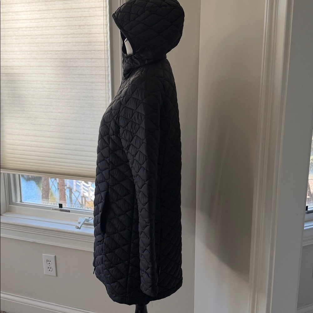 The North Face Womens ThermoBall Insulated Hooded Parka - Black-Medium, like new - Picture 8 of 12